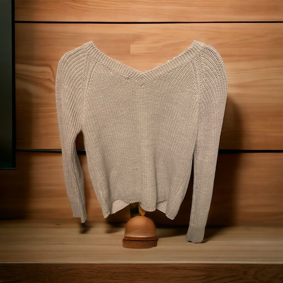 Jolie & Joy Cinched Front Lightweight Sweater. Size M Great Condition. - Picture 5 of 7